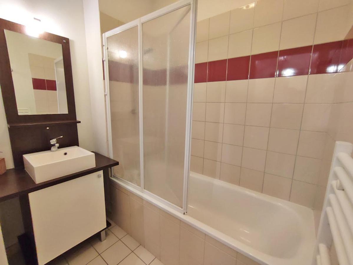 L'Eterlou, T3, Centre Luchon, Wifi, Casier A Skis, Ascenseur, 6 Personnes Bagneres-de-Luchon Exterior photo